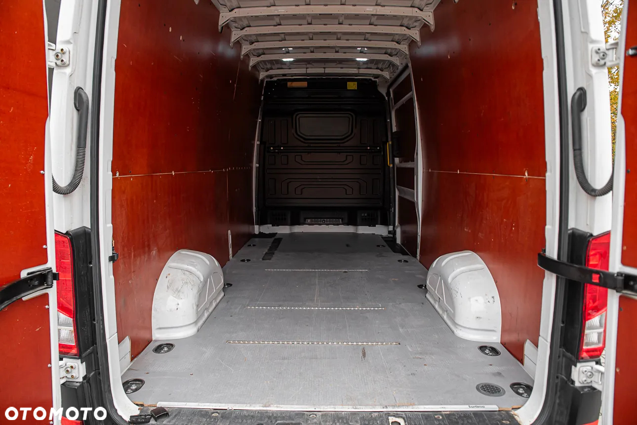 Volkswagen CRAFTER - 14
