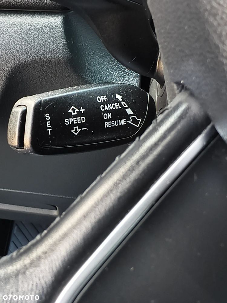 Audi Q3 1.4 TFSI Edycja Specjalna - 25