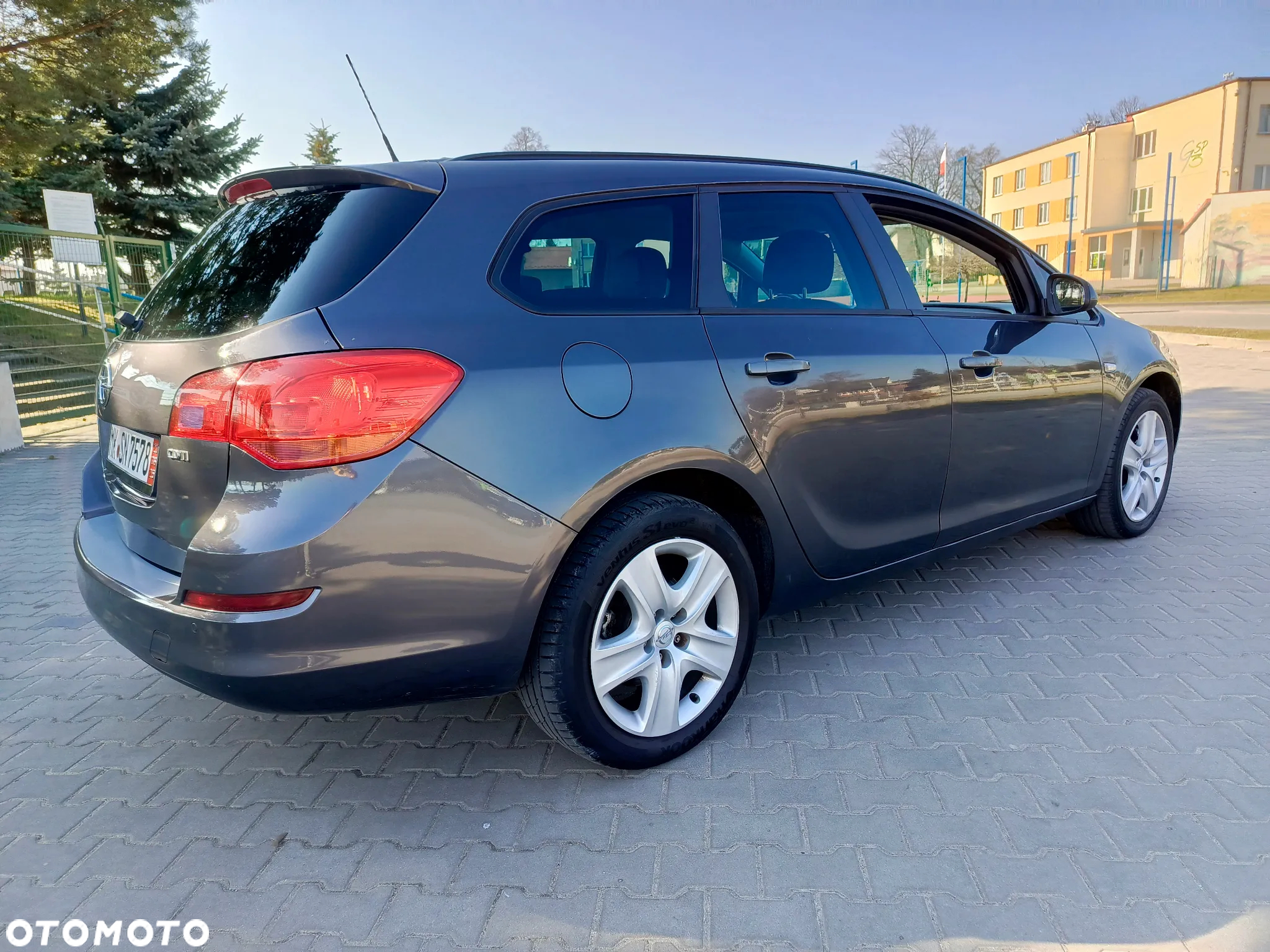 Opel Astra 1.7 CDTI DPF Sports Tourer - 11