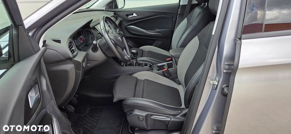 Opel Grandland X 1.2 Start/Stop Business INNOVATION - 32