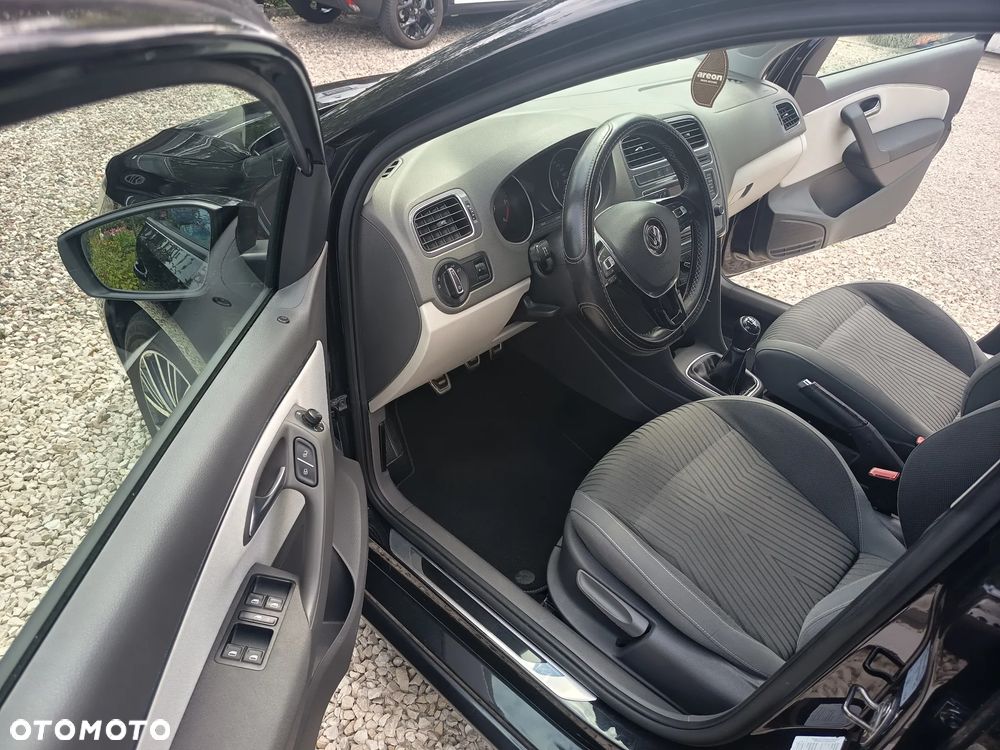 Volkswagen Polo 1.4 TDI (Blue Motion Technology) Highline - 11
