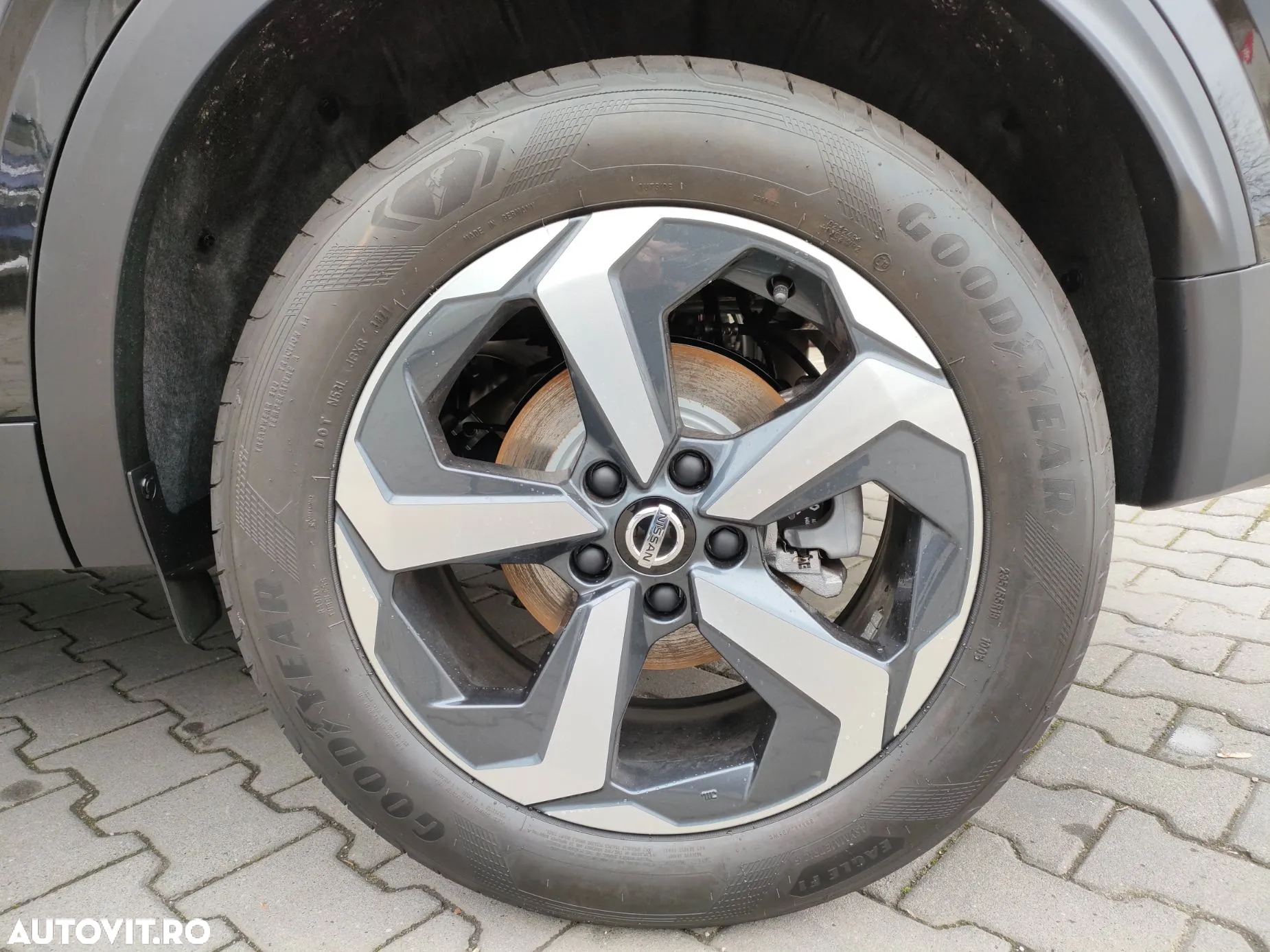 Nissan Qashqai 1.3 l Mild-Hybrid N-Connecta - 6