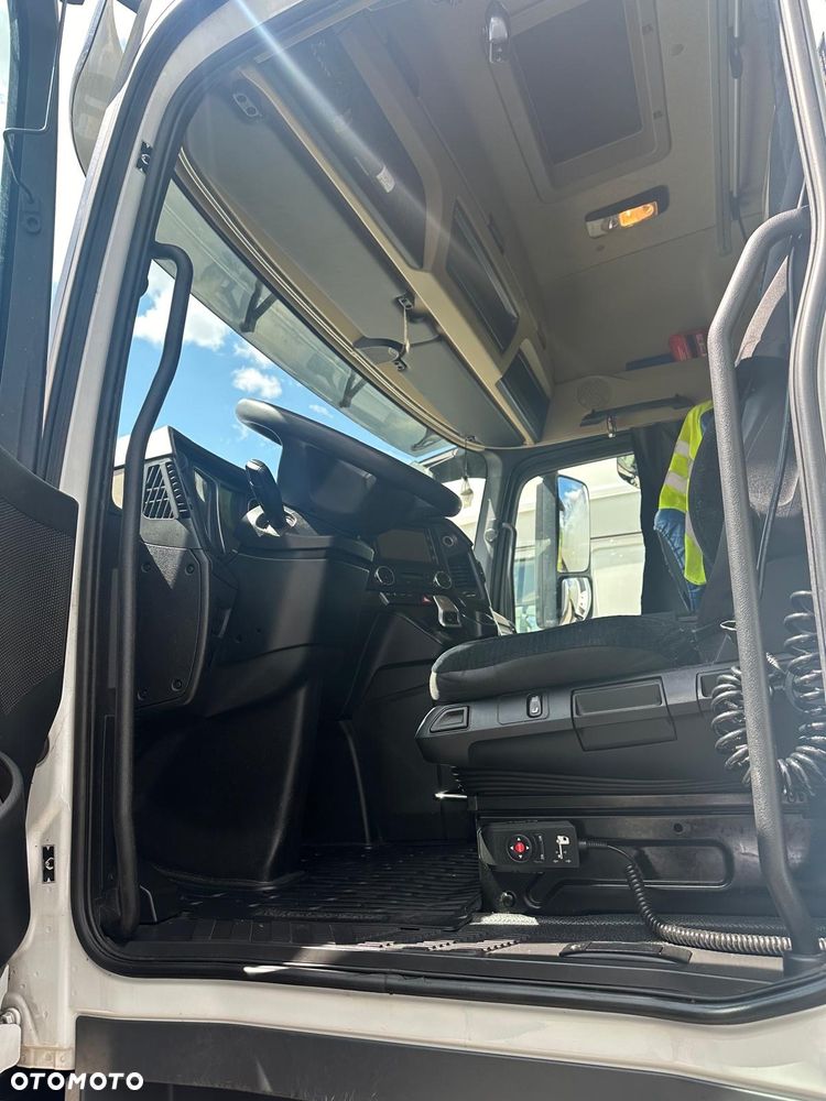 Mercedes-Benz Actros 1851 LS - 5