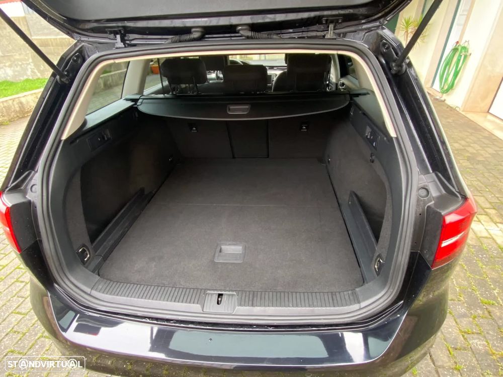 VW Passat Variant 2.0 TDI Confortline - 7