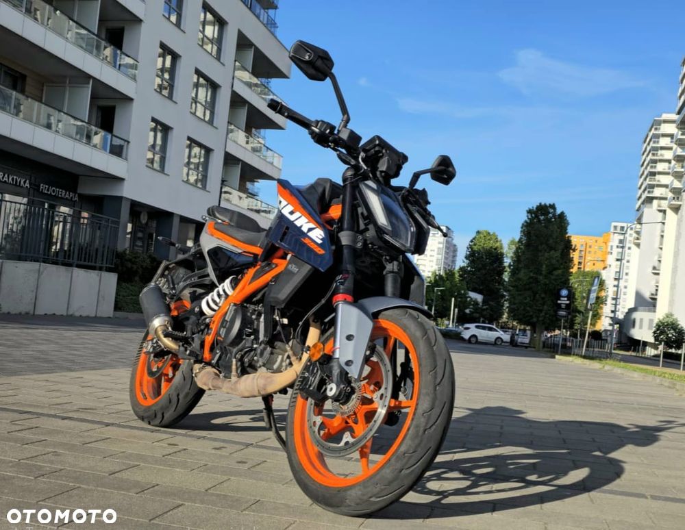KTM Duke 390 - 1