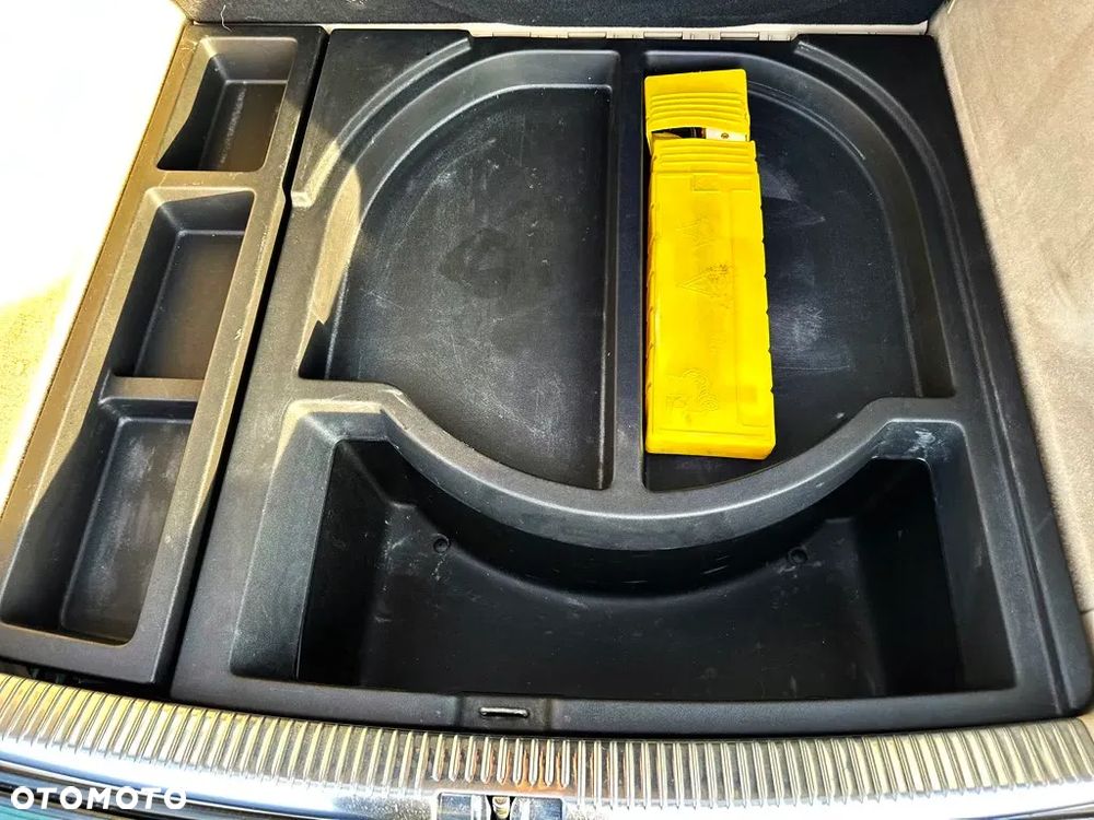 Volkswagen Bora Variant 2.3 V5 - 21