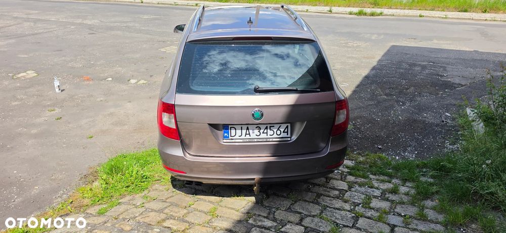 Skoda Superb 2.0 TDI Comfort - 4