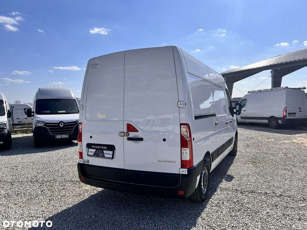 Renault Master - 3