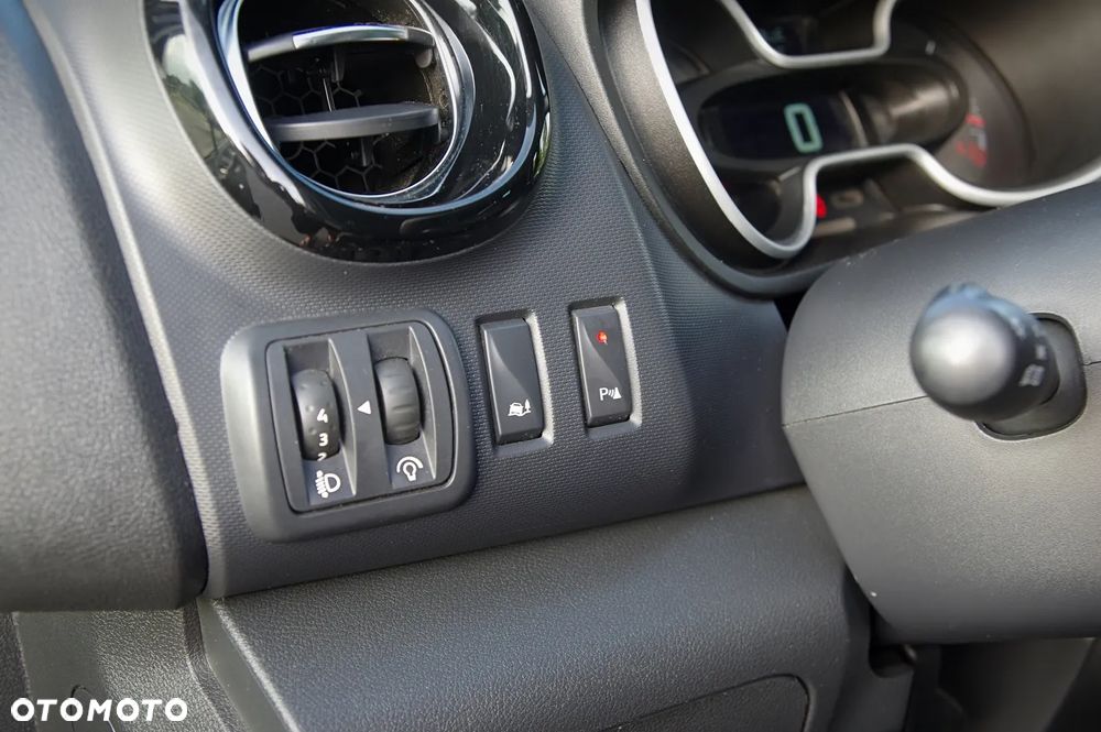 Renault Trafic 2.0 dCi - 29