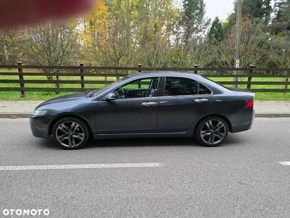 Honda Accord 2.4 Executive - 18