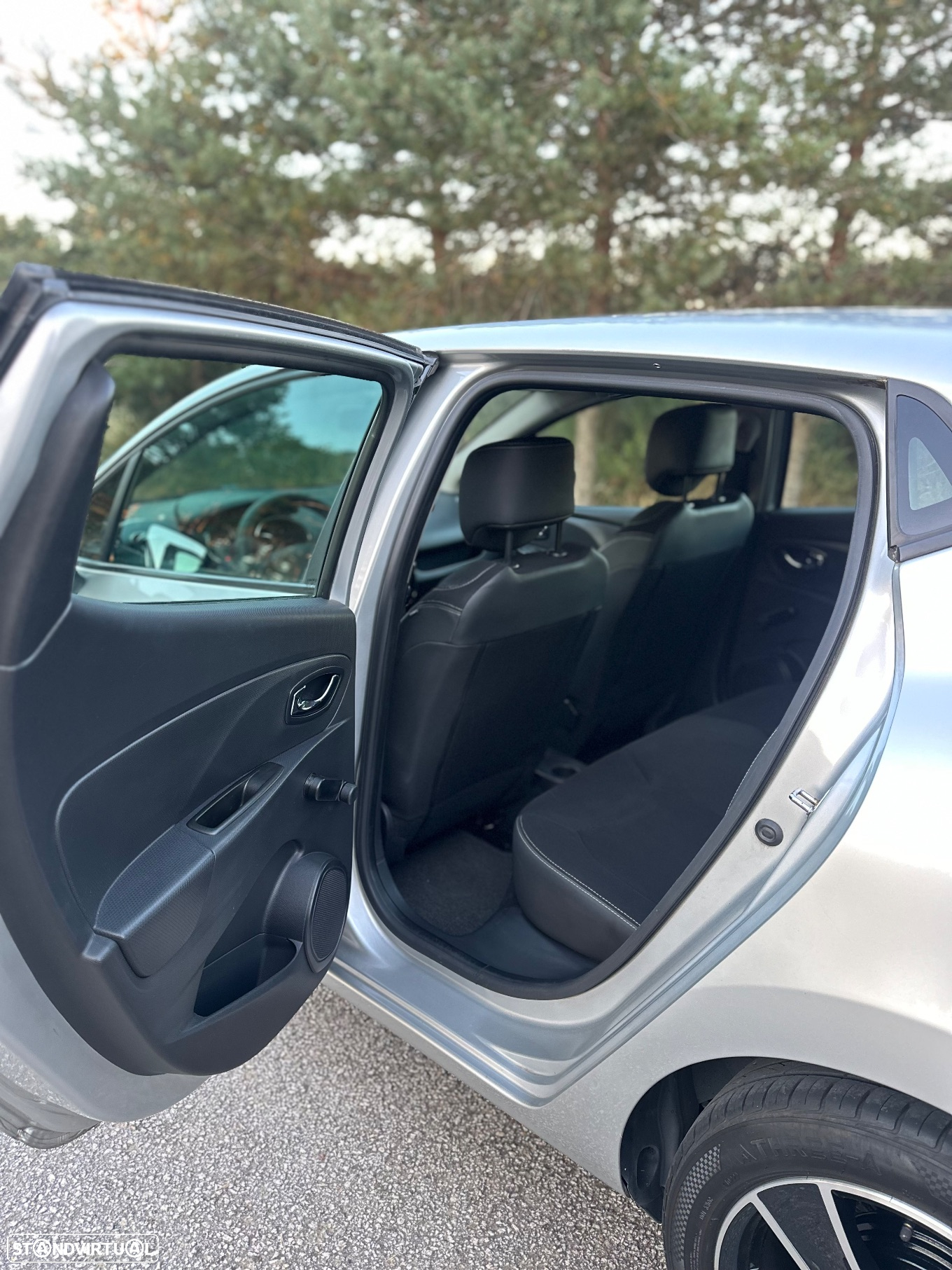 Renault Clio 0.9 TCE Limited - 40