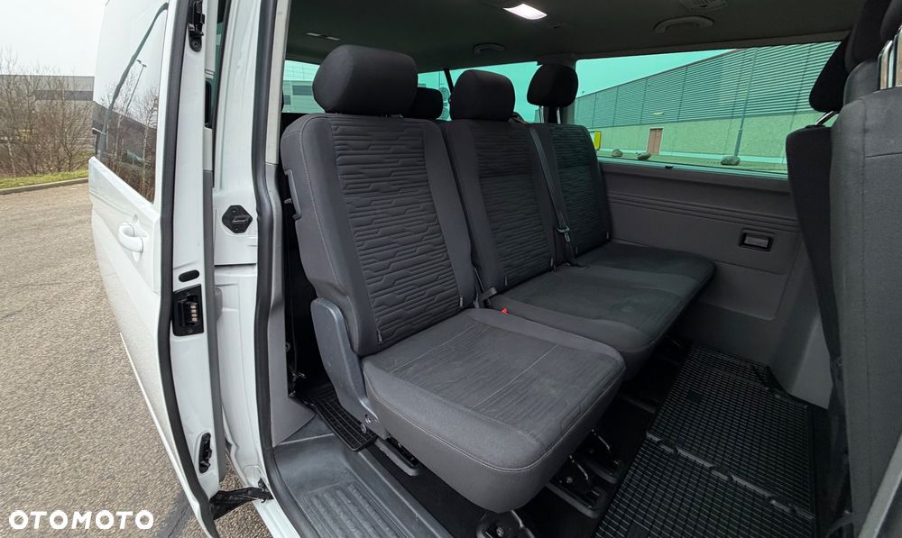 Volkswagen Caravelle 2.0 TDI L2 Highline DSG - 21