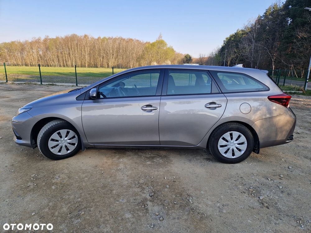 Toyota Auris 1.6 Active - 5