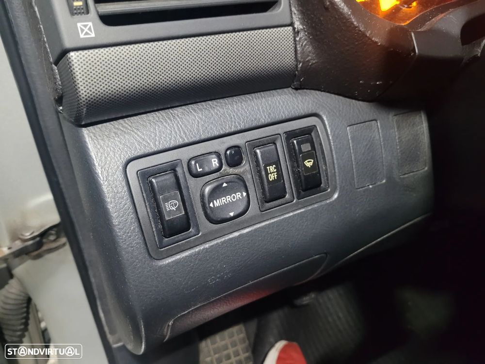 Toyota Avensis SW 2.2 D-4D Sol C/GPS - 16