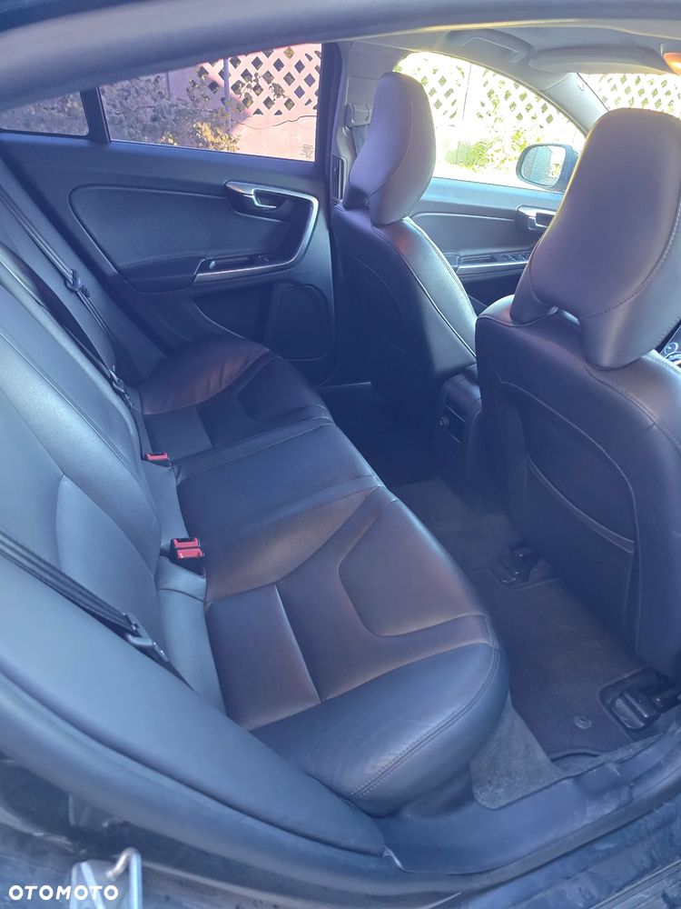Volvo S60 - 13