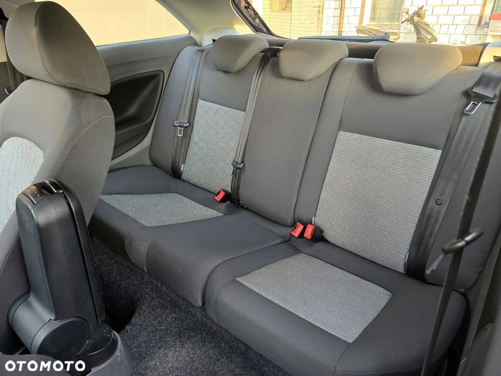 Seat Ibiza SC 1.6 16V Sport - 16