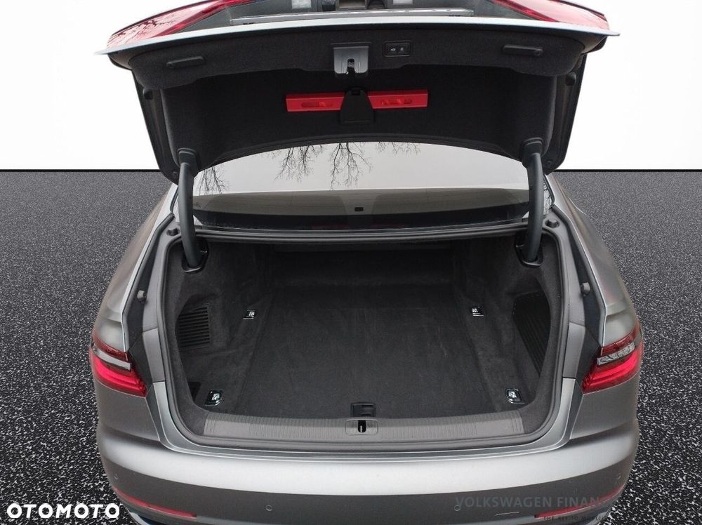 Audi A8 - 11