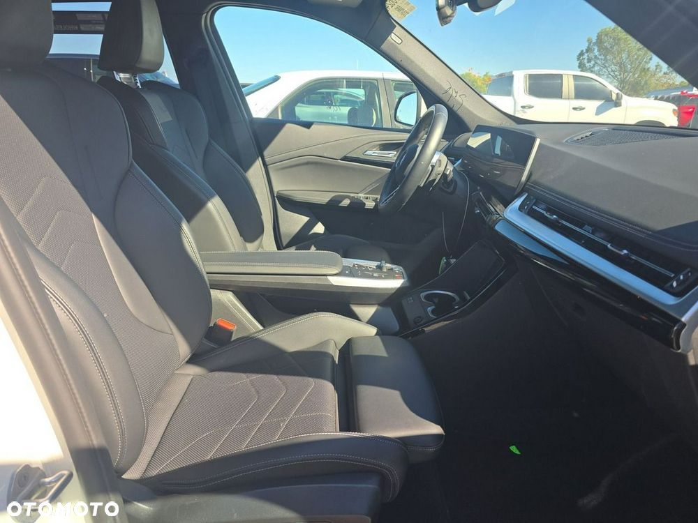 BMW X1 - 10