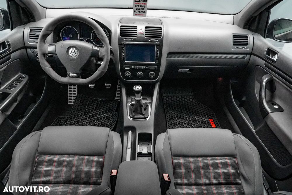Volkswagen Golf 2.0 FSI GTI - 8