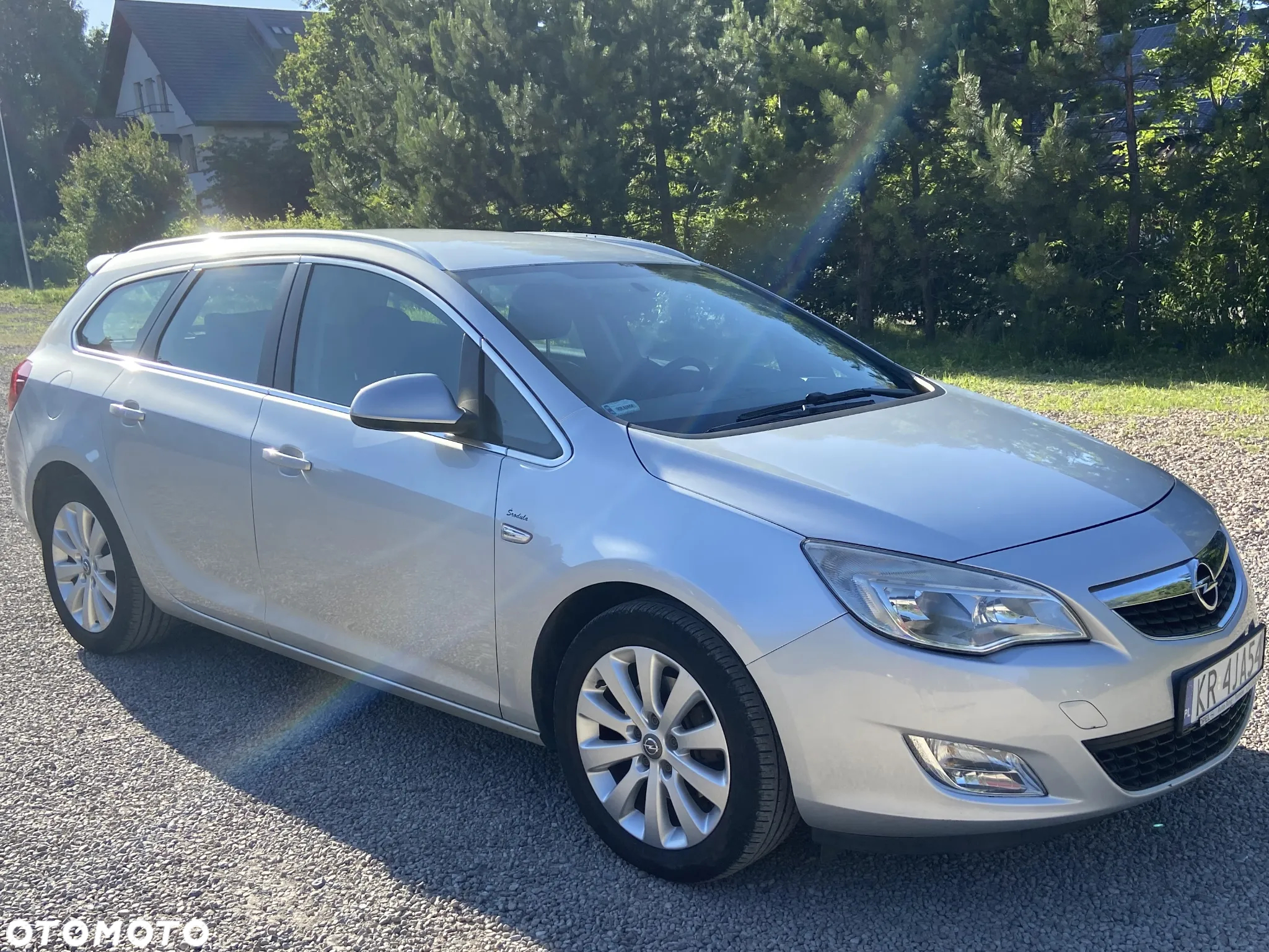Opel Astra IV 2.0 CDTI Cosmo - 2
