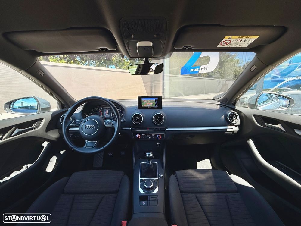 Audi A3 Sportback 1.6 TDI S-line - 9