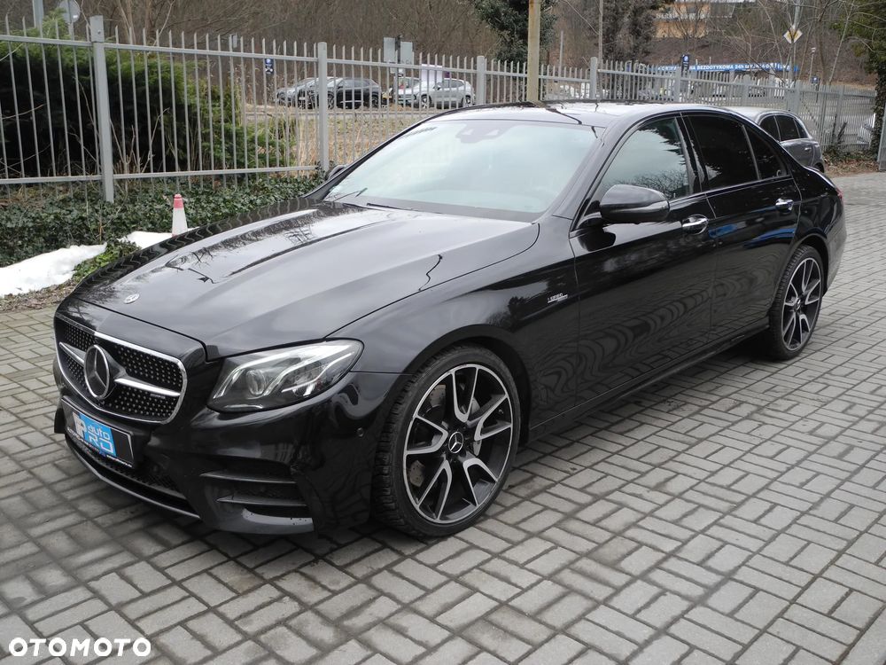 Mercedes-Benz Klasa E - 2