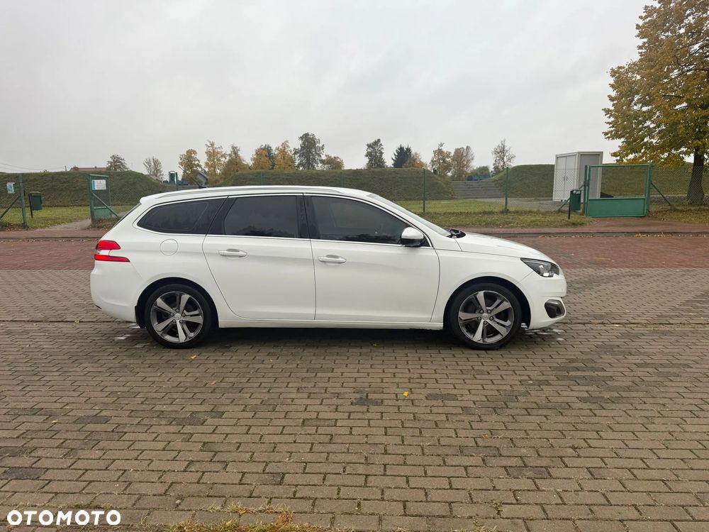 Peugeot 308 BlueHDi 150 Automatik Stop & Start Allure - 12