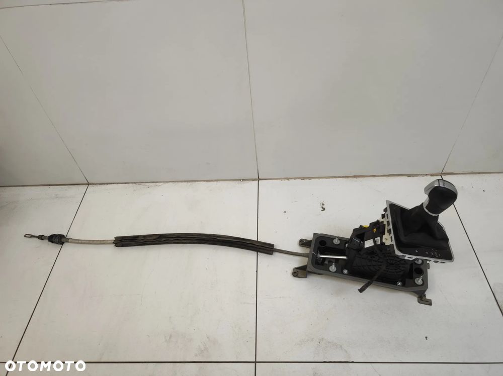 Lewarek wybierak gałka zmiany biegów Volkswagen PASSAT B8 2.0 TDI - 1