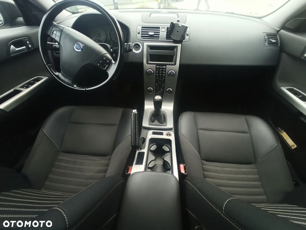 Volvo V50 - 5