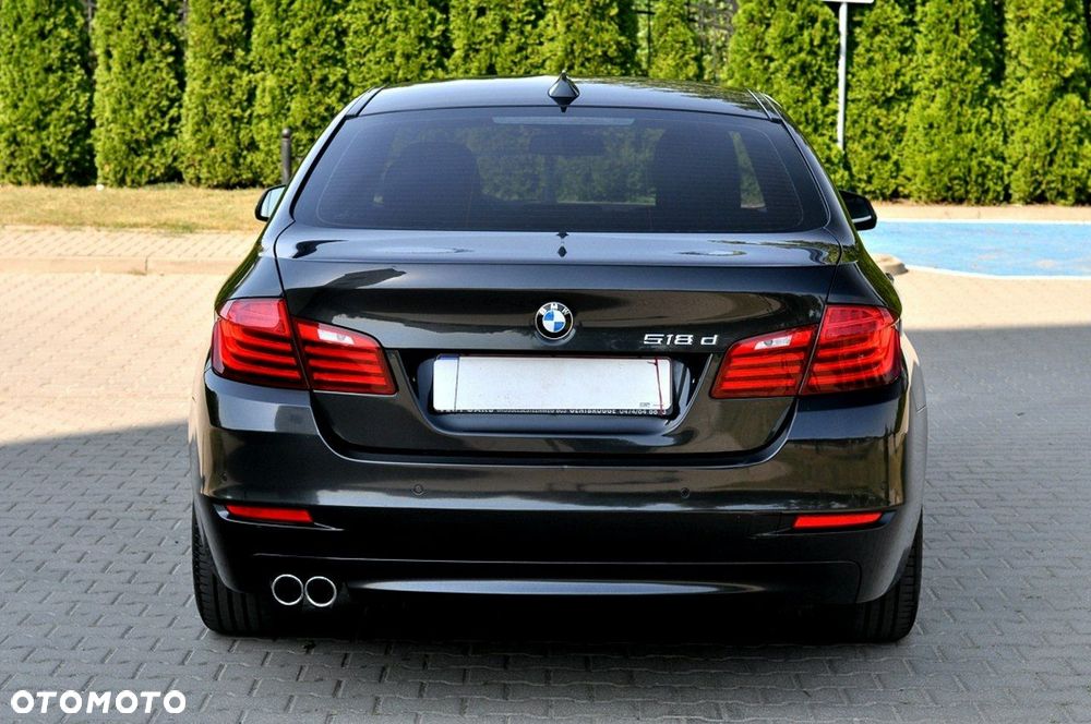 BMW Seria 5 - 32