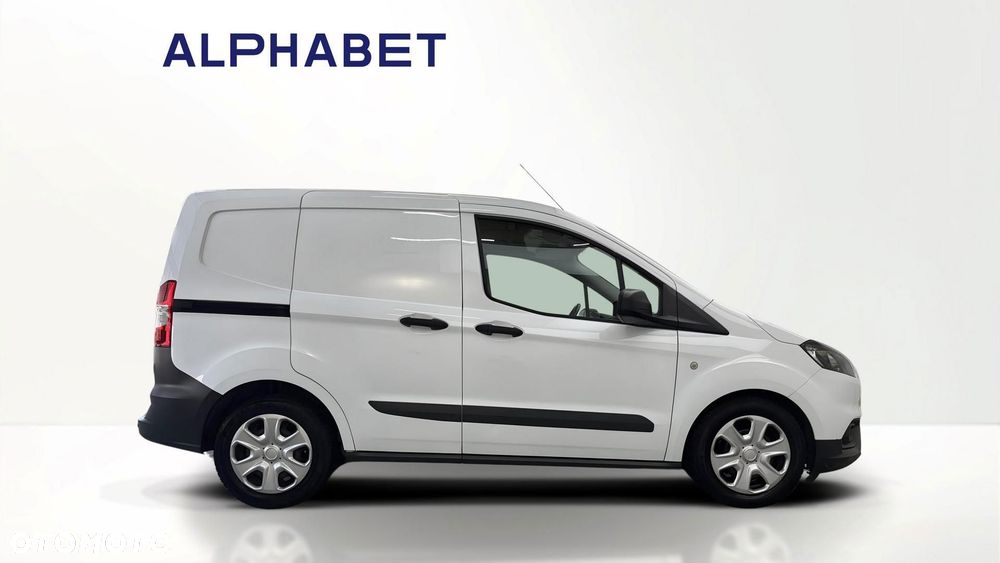 Ford Transit Courier - 3