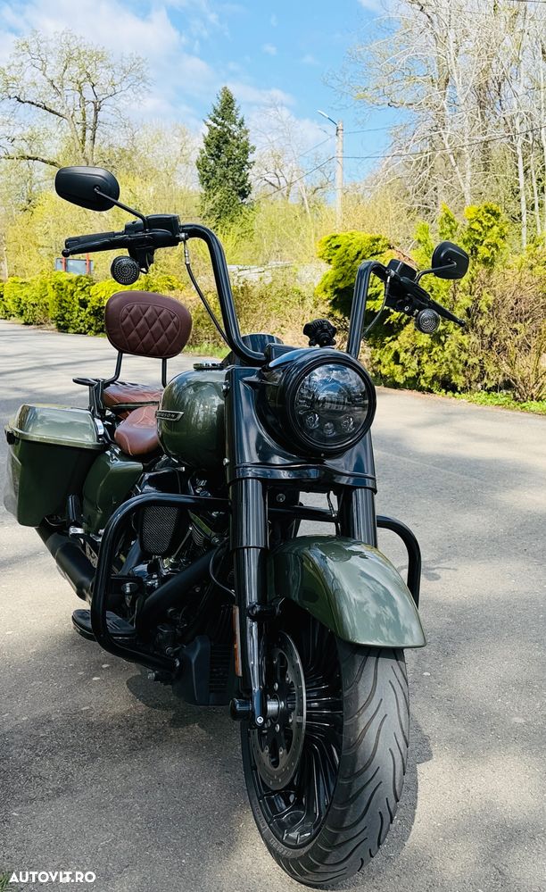 Harley-Davidson Road King Special - 5