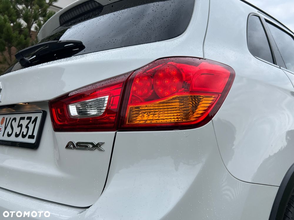 Mitsubishi ASX - 8