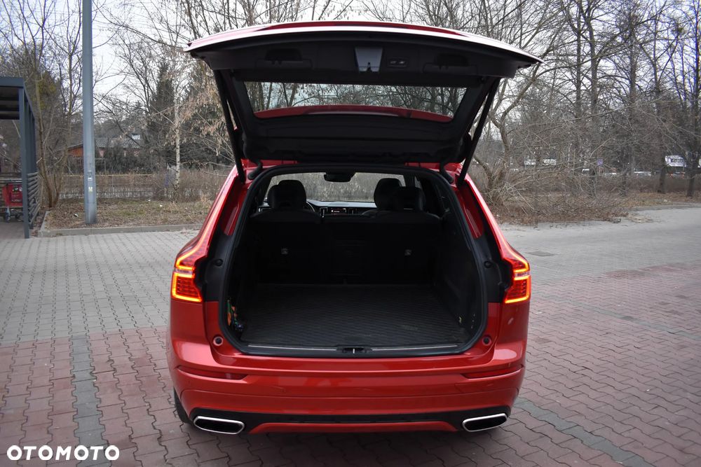 Volvo XC 60 D4 Geartronic RDesign - 12