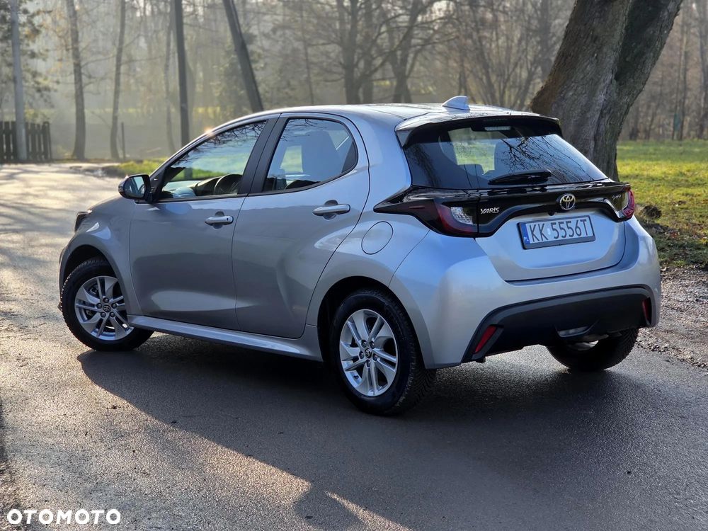 Toyota Yaris 1.5 VVT-i - 10