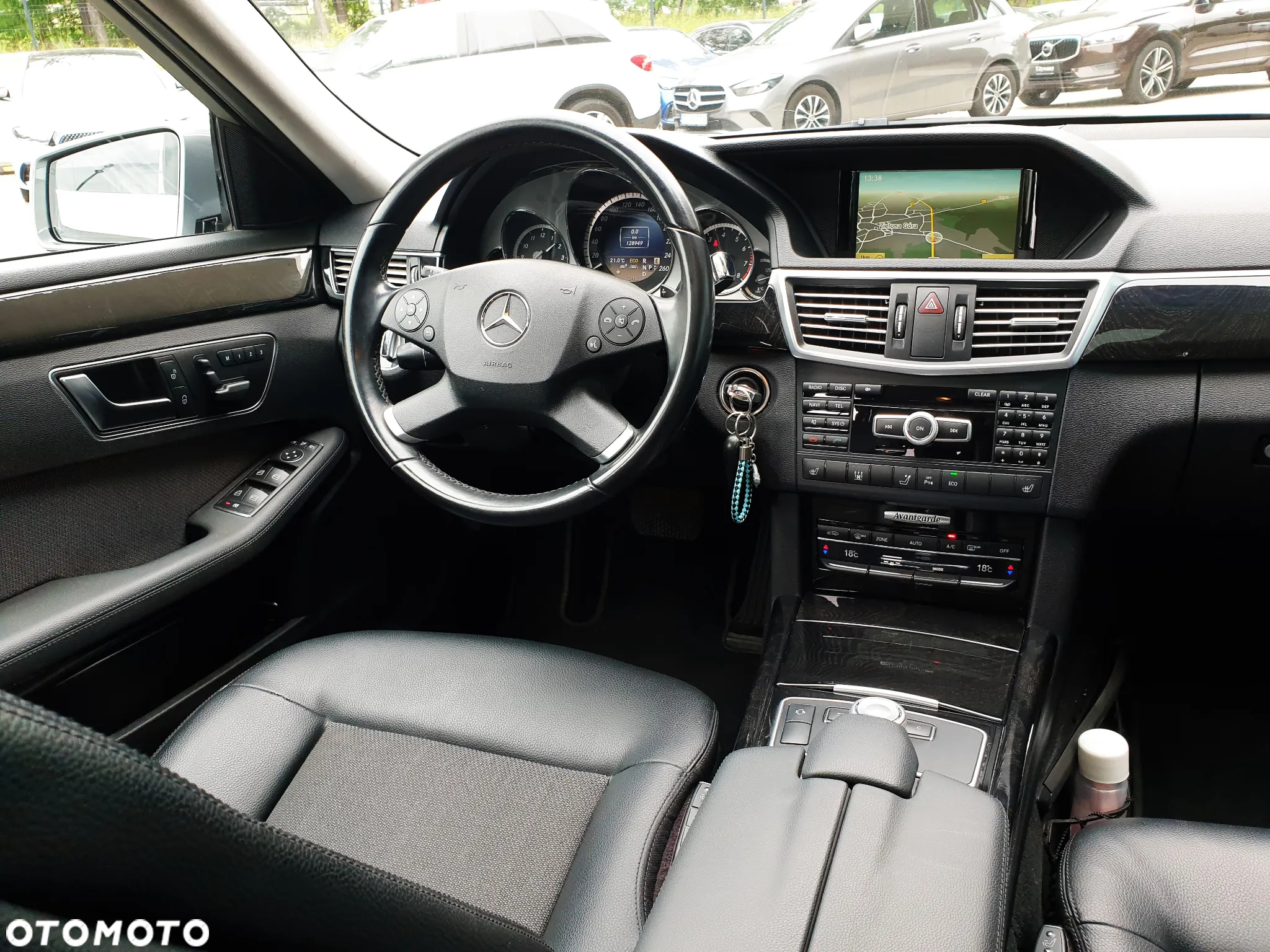 Mercedes-Benz Klasa E - 12