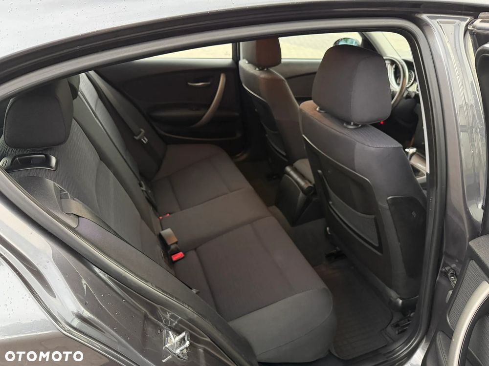 BMW Seria 1 - 28