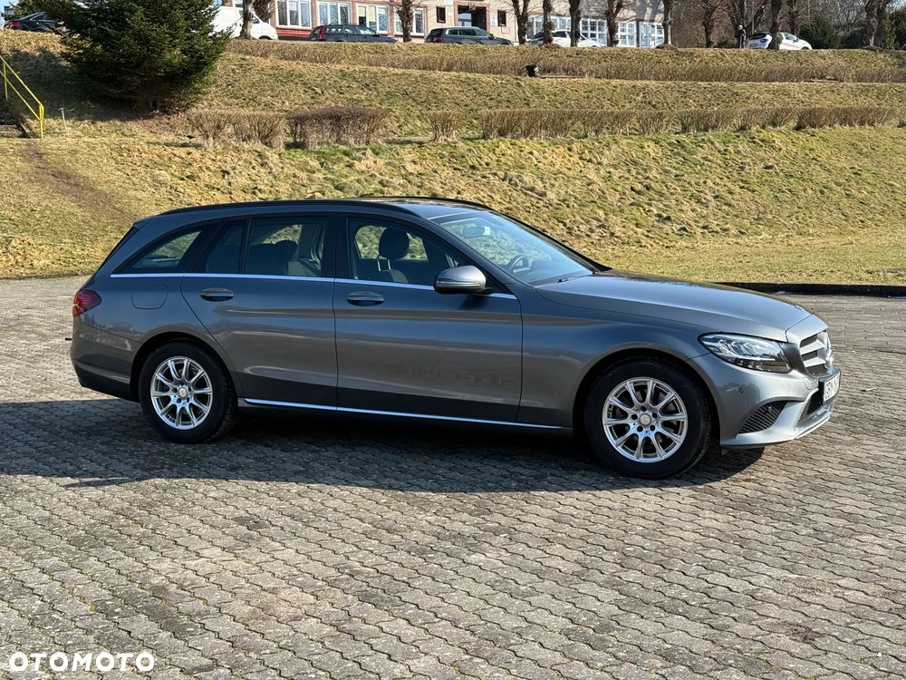 Mercedes-Benz Klasa C 180 - 7