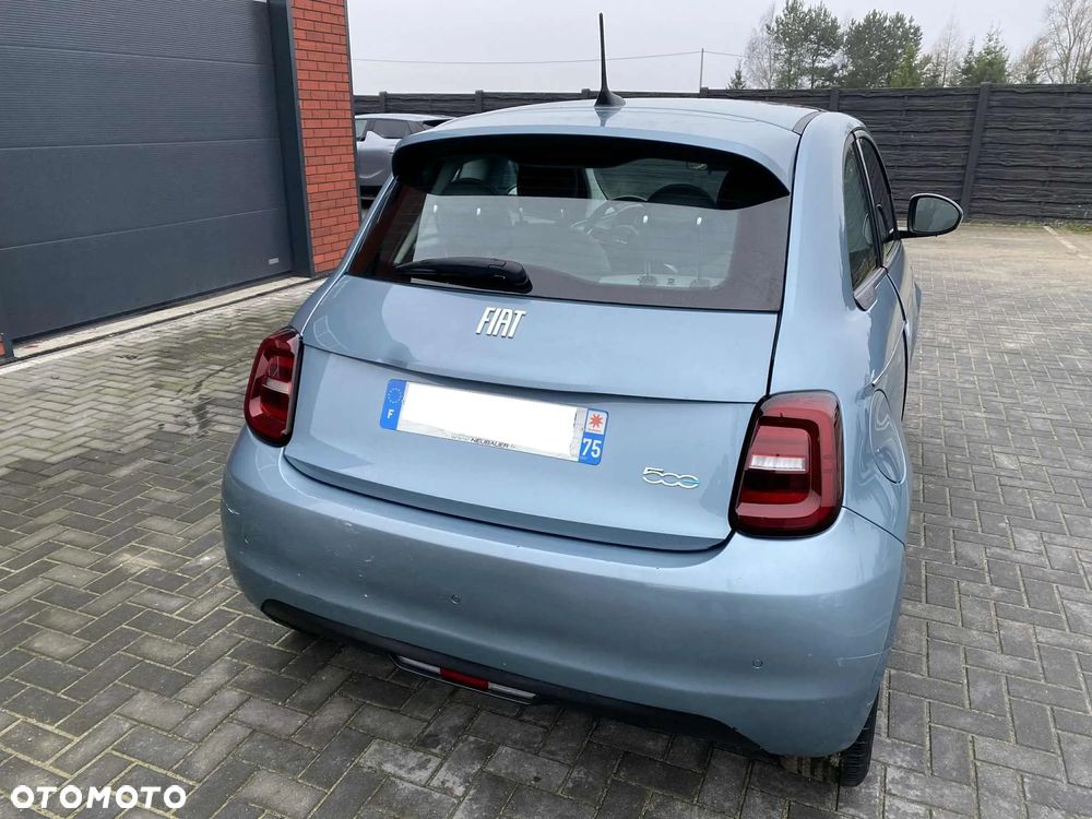 Fiat 500e La Prima - 3