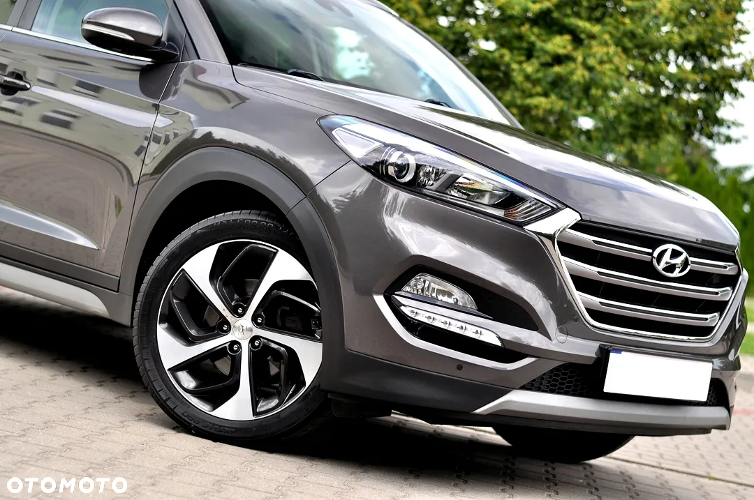 Hyundai Tucson 2.0 CRDI BlueDrive Style 2WD - 2