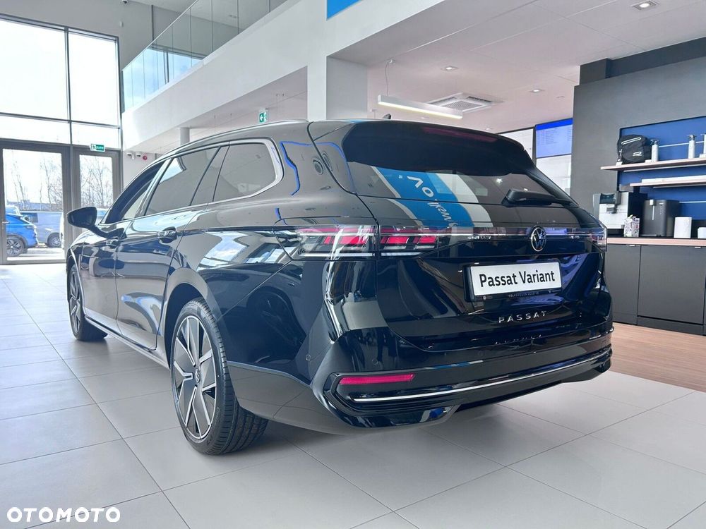 Volkswagen Passat - 4