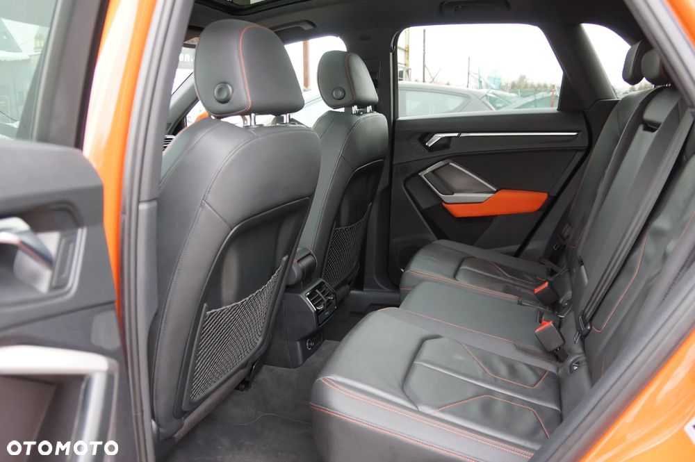 Audi Q3 35 TDI Quattro S Line - 33