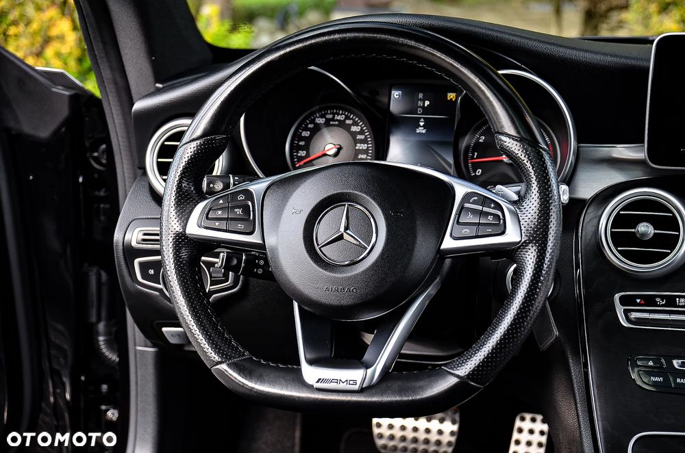 Mercedes-Benz Klasa C 180 7G-TRONIC AMG Line - 31