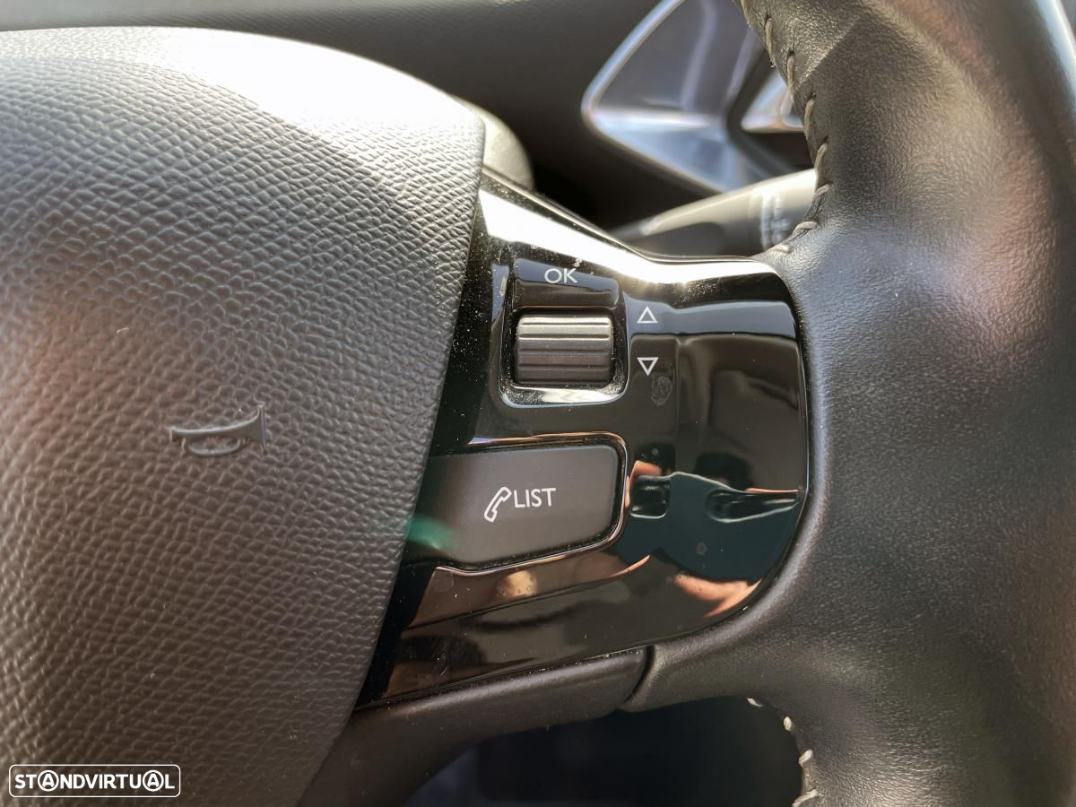 Peugeot 308 1.6 BlueHDi Style - 38