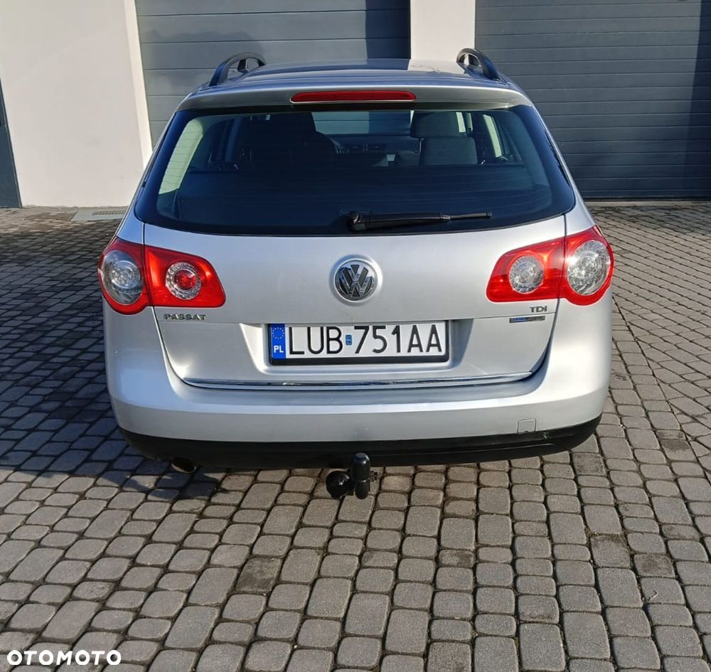 Volkswagen Passat - 5