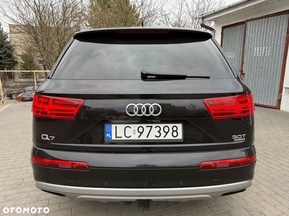 Audi Q7 - 6