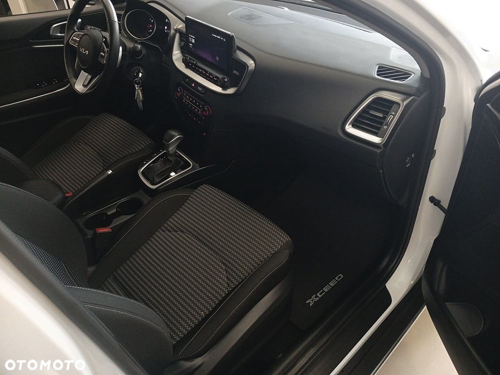 Kia XCeed 1.5 T-GDI M DCT - 14