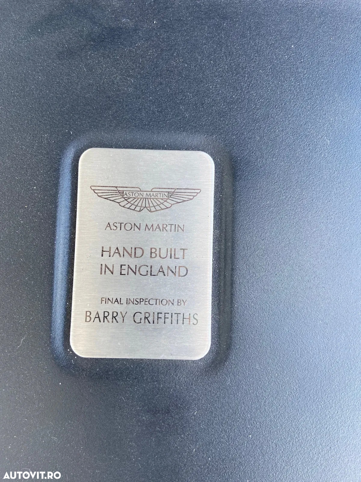 Aston Martin Vanquish - 19