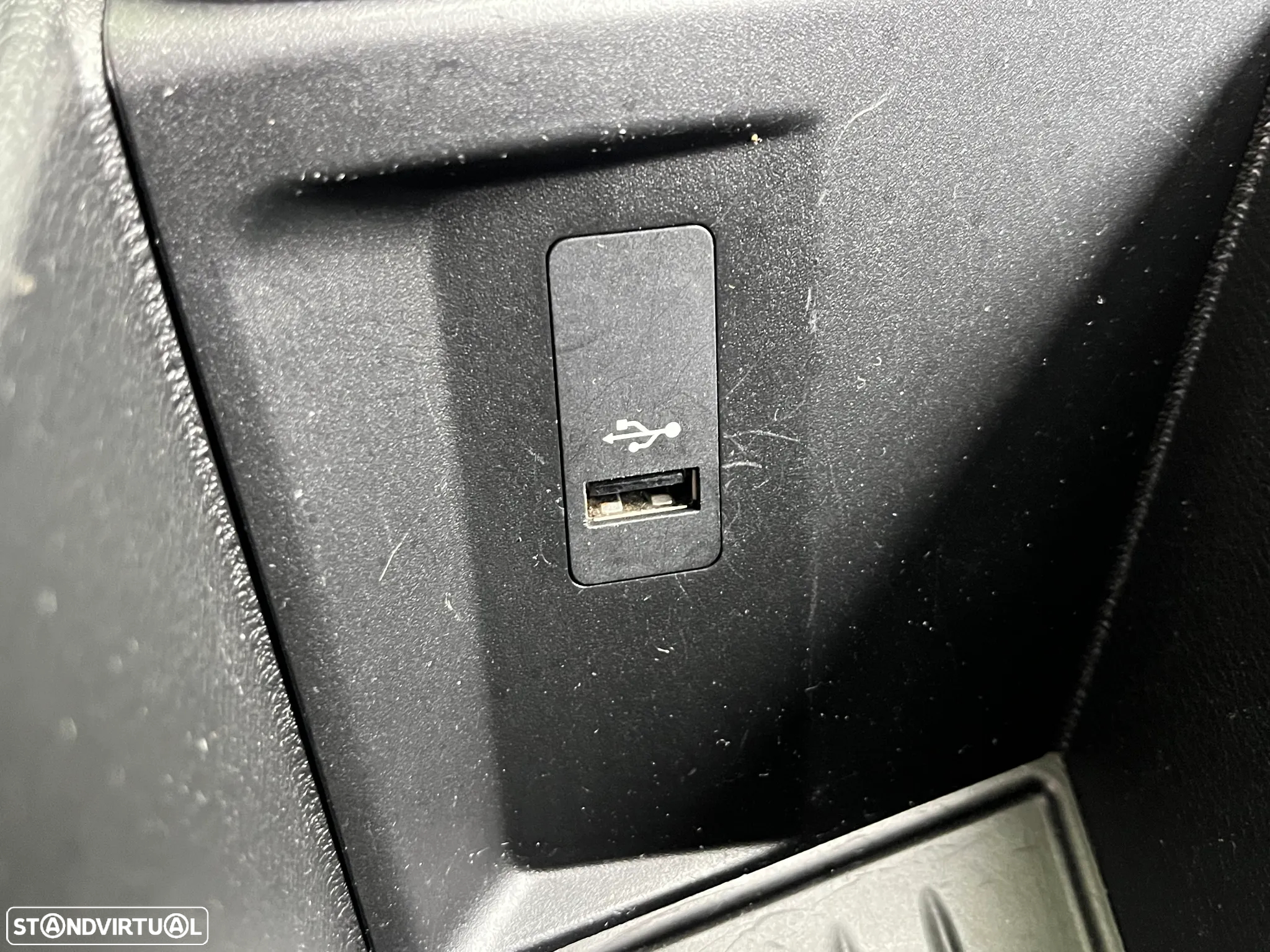 BMW X1 16 d sDrive Auto Advantage - 36