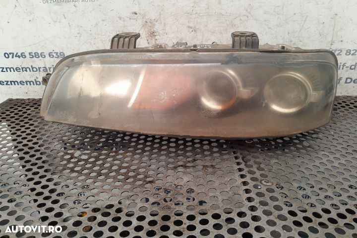 Far stanga Fiat Punto 2 [1999 - 2003] Hatchback 5-usi 1.2 MT (80 hp) - 2